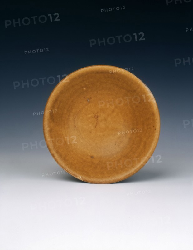 Shallow lead glazed dish, Late Tang dynasty, China, 9th century. Artist: Unknown