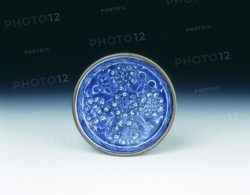 Blue and white Shonsui-style saucer, Japan, 19th century. Artist: Unknown