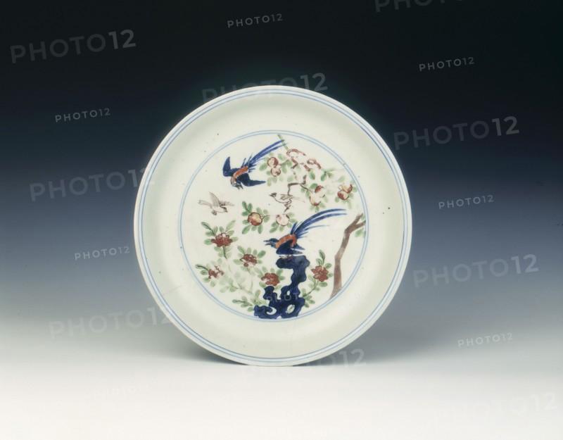 Wucai dish with song birds, Ming dynasty, China, 1573-1620. Artist: Unknown