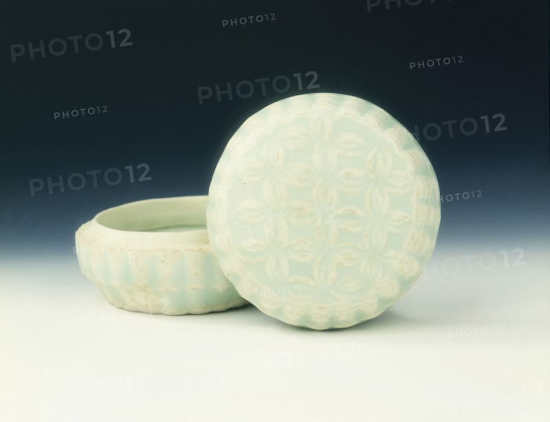 Qingbai round box, Yuan dynasty, China, 1279-1368. Artist: Unknown