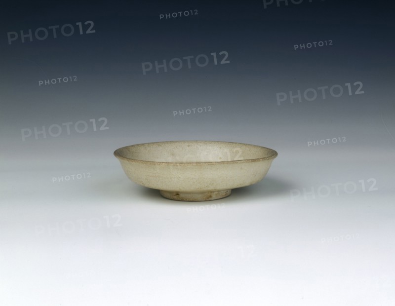 White glazed saucer dish, Chu Dau kiln, Vietnam, 14th century. Artist: Unknown
