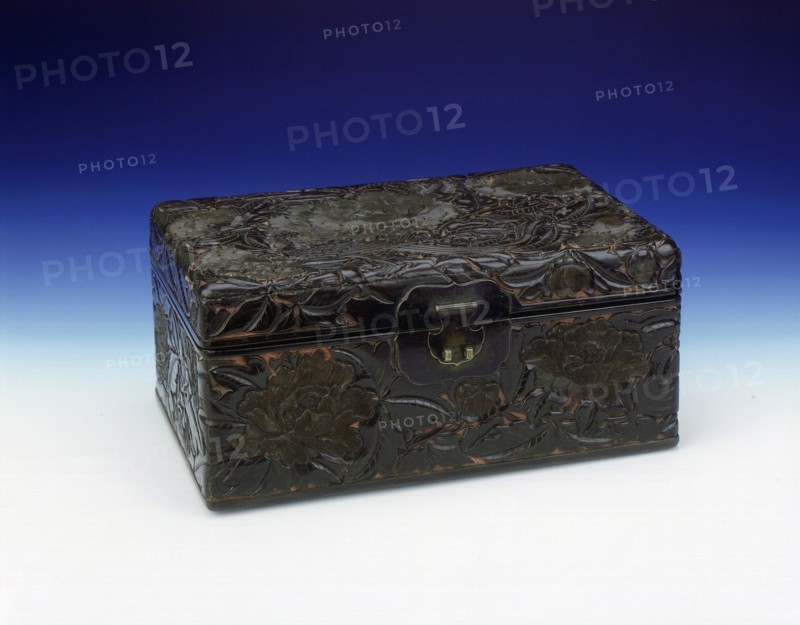 Carved brown lacquer box with phoenixes, mid-late Ming dynasty, China, 1500-1644. Artist: Unknown
