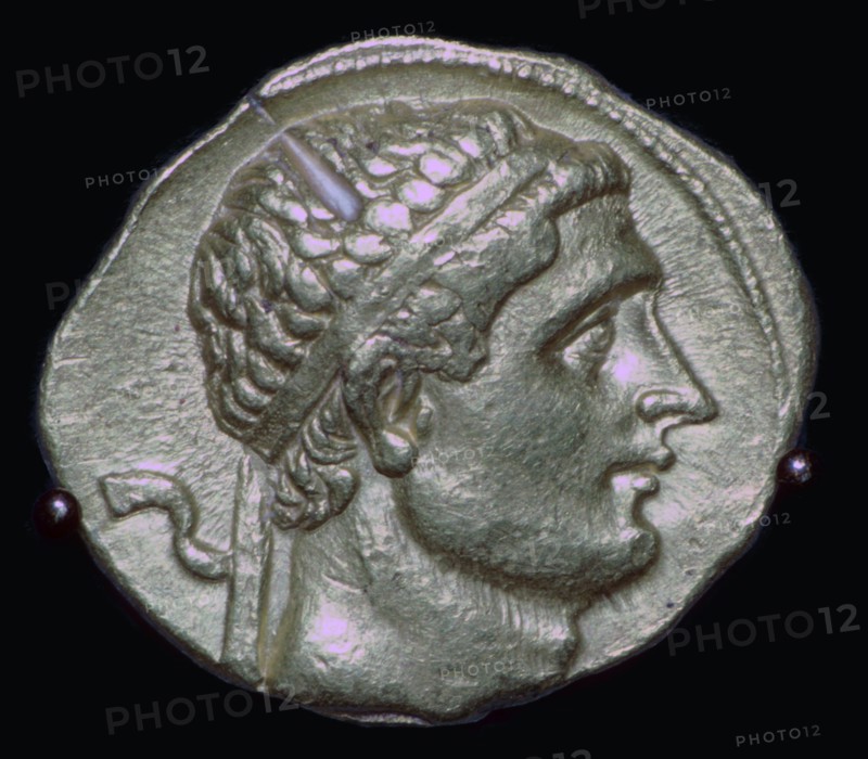 Gold Stater of King Diodotus of Bactria, 3rd century BC Artist: Unknown