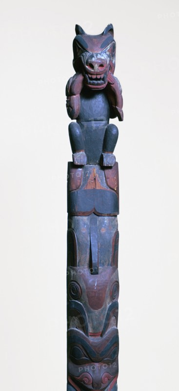 Heiltsuk nation totem post. Artist: Unknown