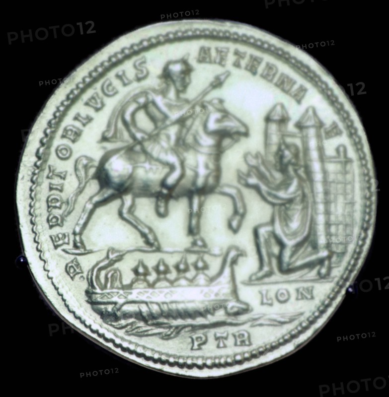 Gold medallion of Constantius I, 3rd century. Artist: Unknown