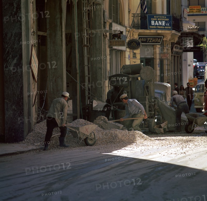 Scene of an Athenian street. Artist: Unknown