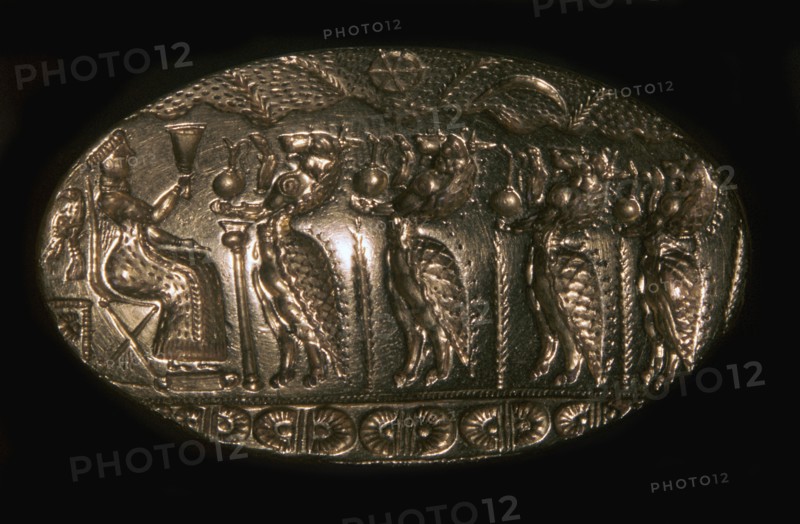 Mycenaean gold signet ring picturing a fertility rite, 13th century BC. Artist: Unknown