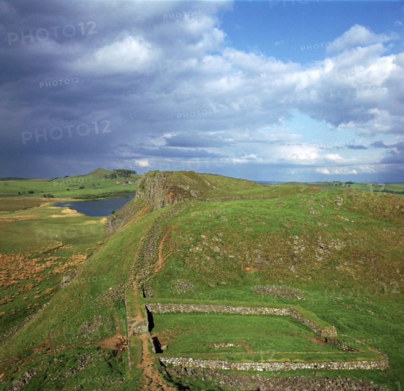 Hadrian's Wall, looking east to Milecastle, 2nd century. Artist: Unknown