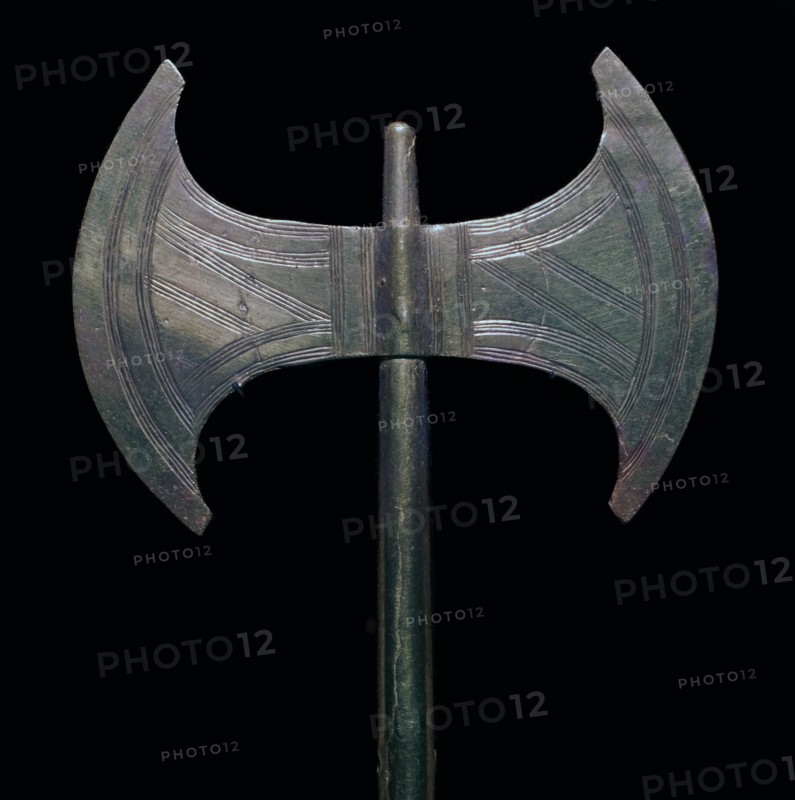 Minoan gold votive double-axe, 15th century. Artist: Unknown
