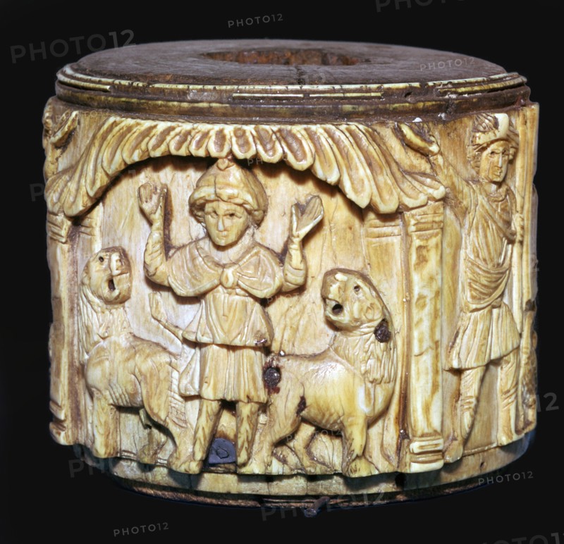 Ivory box showing Daniel in the lions den, 6th century. Artist: Unknown