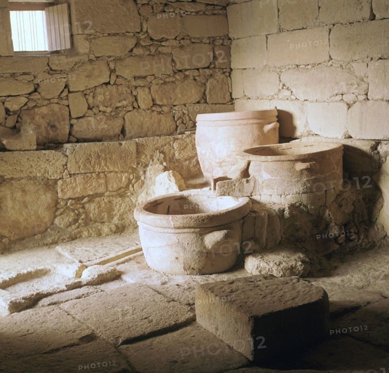 Minoan wine press, 16th century. Artist: Unknown