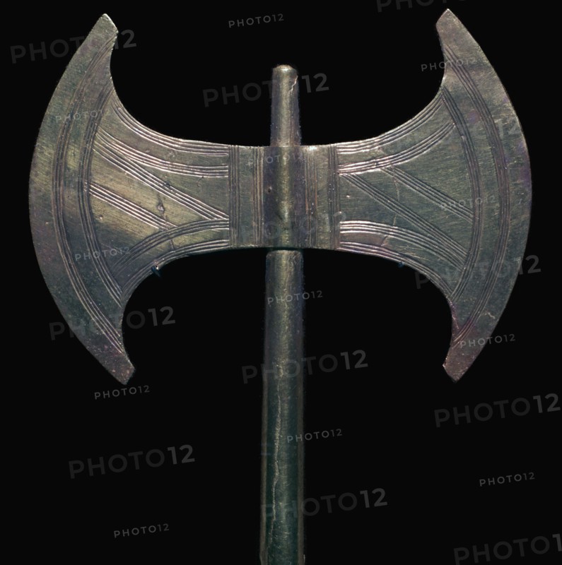 Minoan gold votive double-axe, 16th century BC. Artist: Unknown