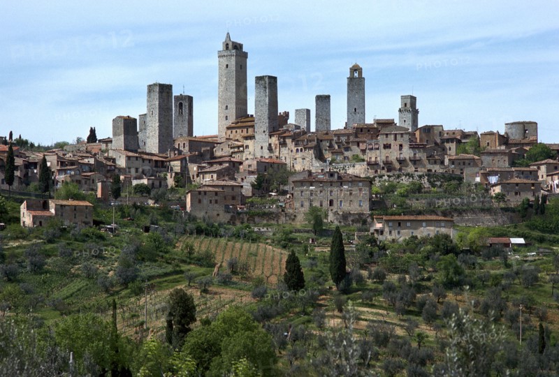 San Gimignano in Italy, 14th-15th century. Artist: Unknown