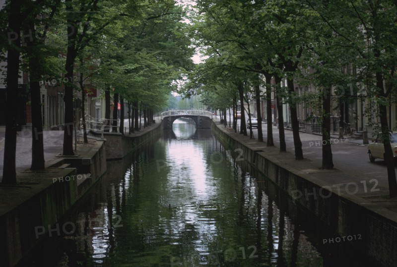 Canal in Oude Delft.