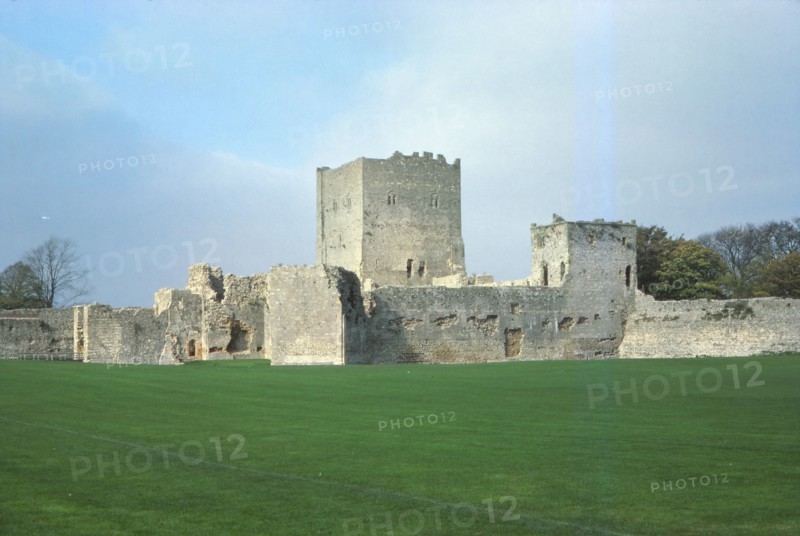 Portchester Castle, Hampshire, England, 20th century. Artist: CM Dixon.