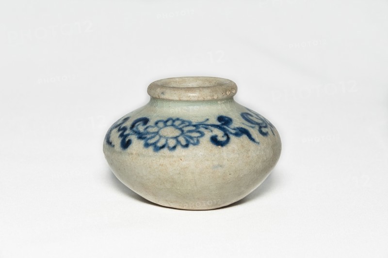 Blue and white jarlet with floral decoration, 14th-15th century. Artist: Unknown.