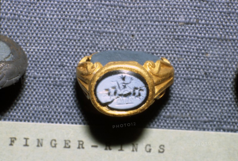 Roman Finger-Ring with Helios driving a four-horse chariot, c3rd century. Artist: Unknown.