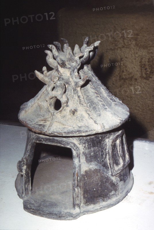 Etruscan Cinerary Urn, c7th century BC-4th century BC. Artist: Unknown.
