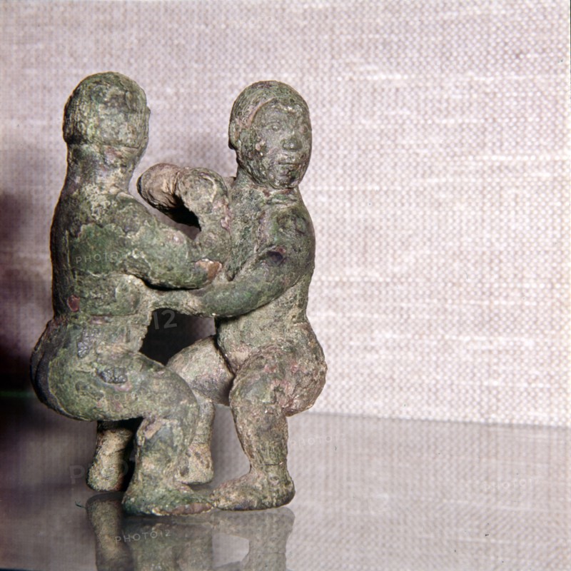 Chinese Bronze Wrestlers, Late Zhou Dynasty, 4th century BC-3rd century BC. Artist: Unknown.