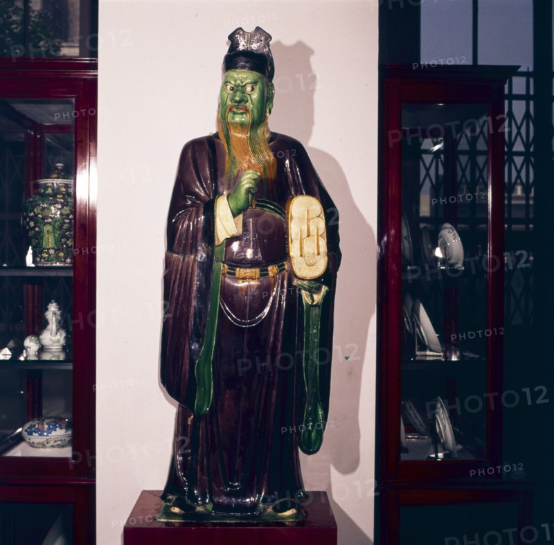 Chinese Stoneware Figure of a Judge of Hell, Ming Period, 16th century. Artist: Unknown.