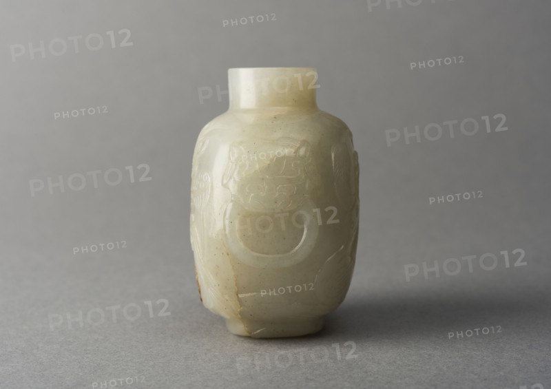Jade snuff bottle, China, Qing dynasty, 1644-1911. Creator: Unknown.