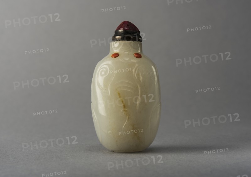 Jade snuff bottle in an animal form, China, Qing dynasty, 1644-1911. Creator: Unknown.