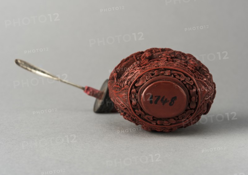 Lacquer snuff bottle, China, Qing dynasty, 1644-1911. Creator: Unknown.