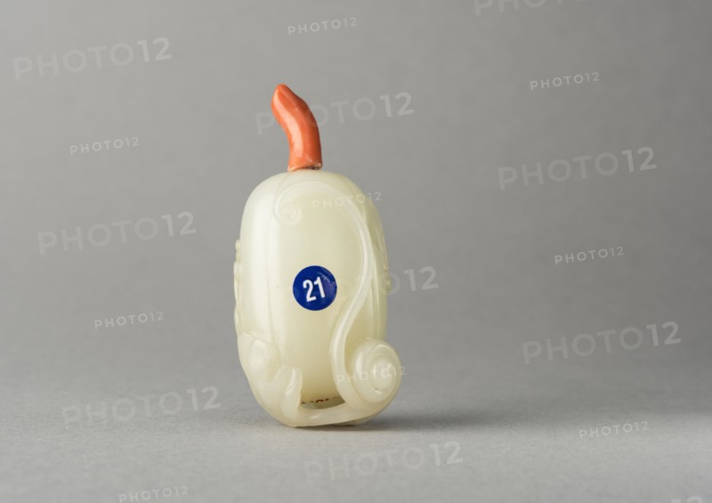 Jade snuff bottle, China, Qing dynasty, 1644-1911. Creator: Unknown.