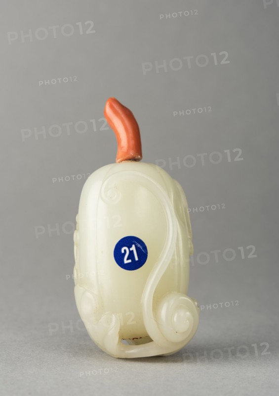 Jade snuff bottle, China, Qing dynasty, 1644-1911. Creator: Unknown.