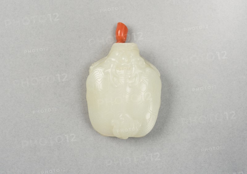Jade snuff bottle in a turtle form, China, Qing dynasty, 1644-1911. Creator: Unknown.