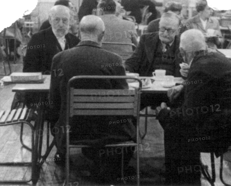 Sussex singers, Cecil Sharp House, London, 1957. Artist: Eddis Thomas