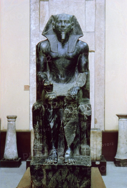 Diorite statue of the Ancient Egyptian pharaoh Khafre, 26th century BC. Artist: Unknown