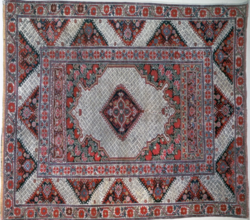 Kis' Ghiordes rug, Ottoman, Turkey. Artist: Unknown