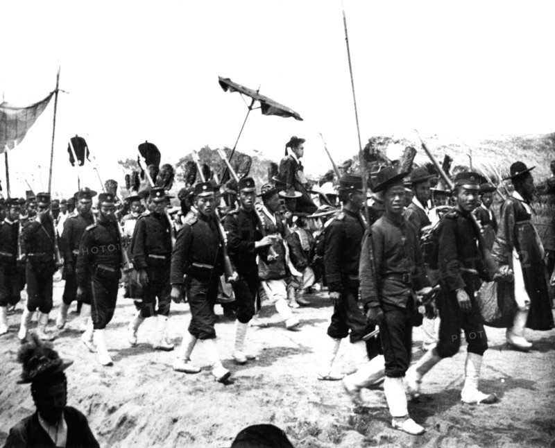 Imperial Japanese procession, 1900. Artist: Unknown