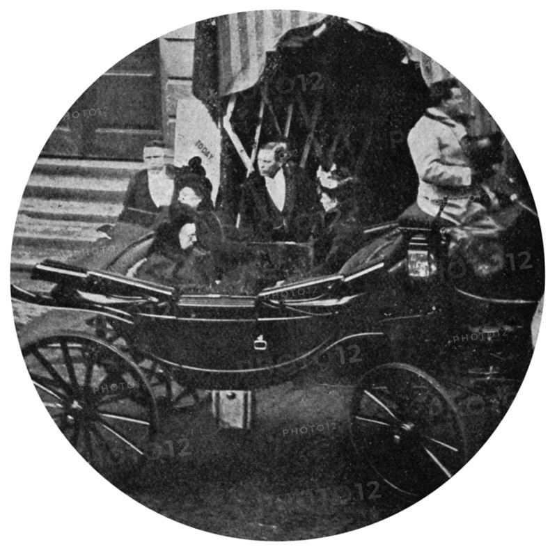 The last photograph of Queen Victoria, December 13th, 1900.Artist: W F Seymour