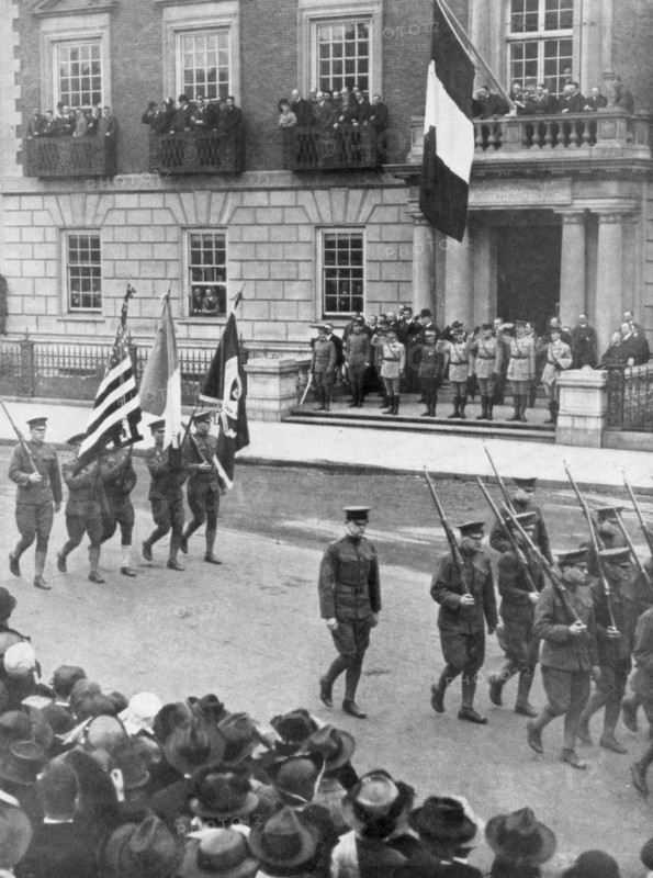The French military mission to America, the Harvard Club, Boston, Massachusetts, USA, 1917. Artist: Unknown