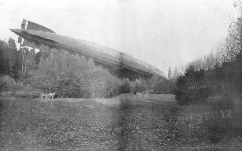 German Zeppelin L49 brought down and captured intact by the French, 20 October 1917. Artist: Unknown