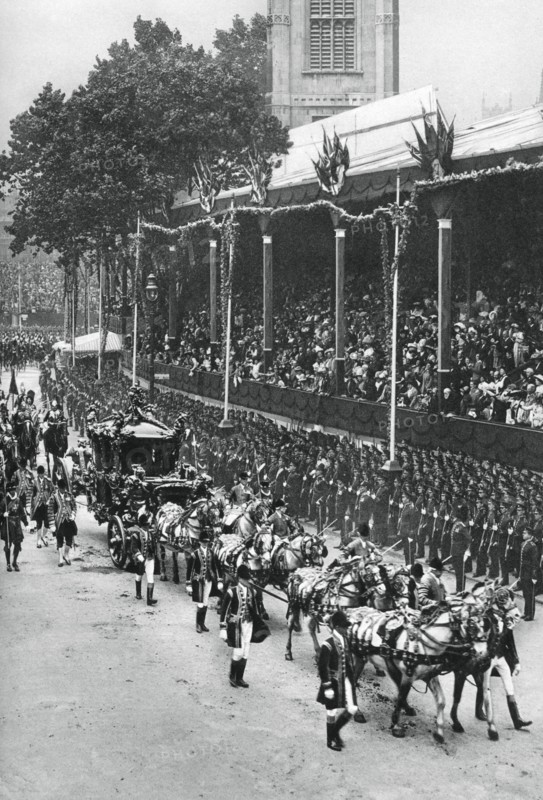 Coronation procession of George V and Queen Mary, near Westminster Abbey, 22 June 1911, (1937). Artist: Unknown