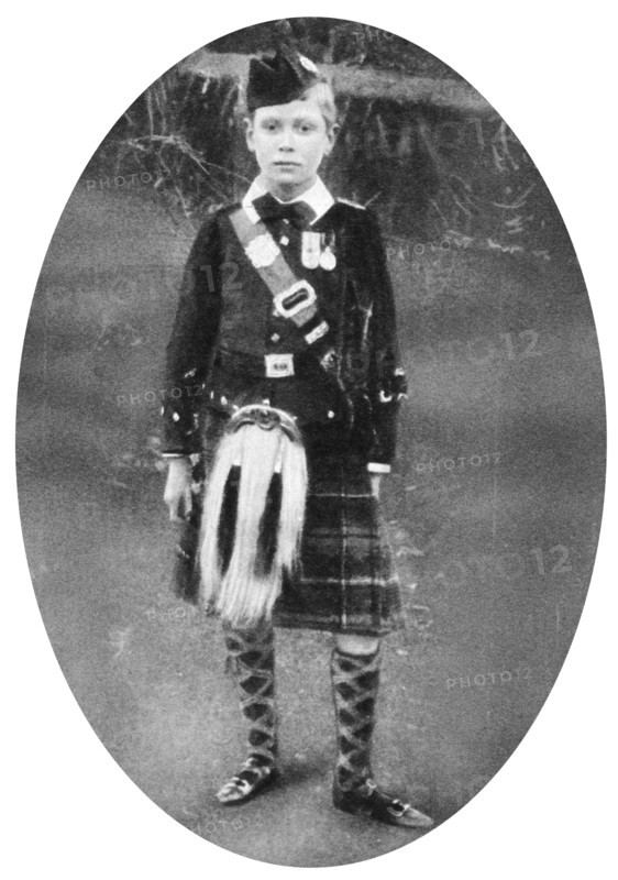 Prince Albert wearing Highland dress, Sandringham, Norfolk, 1909. Artist: Unknown