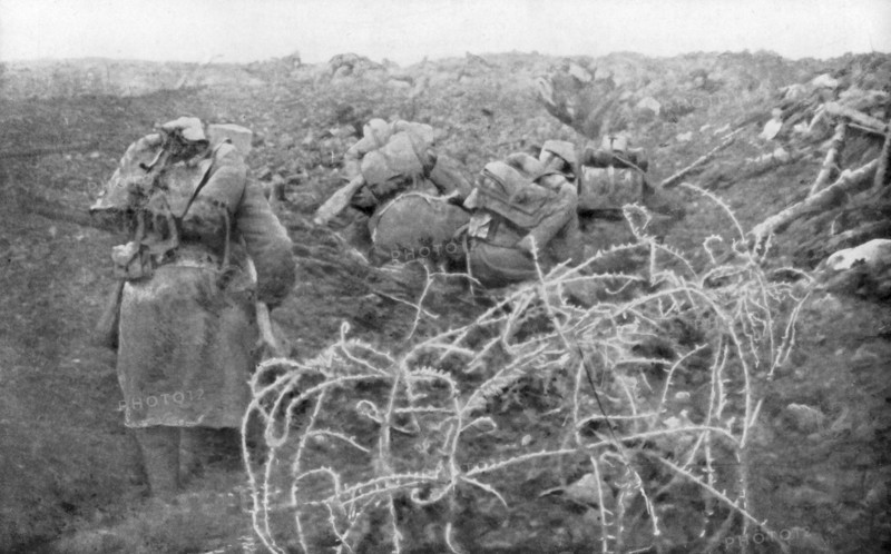 French infantry assault on the Eparges ridge, near Verdun, France, 2 August 1915. Artist: Unknown