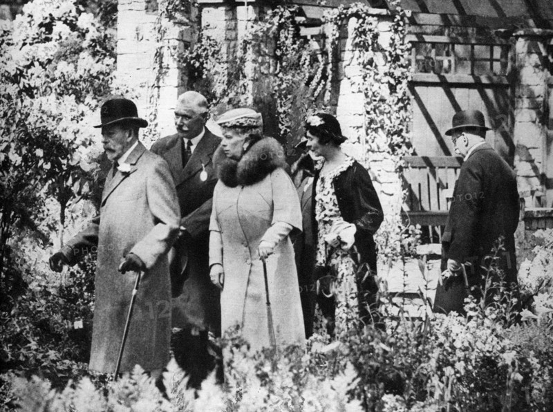 King George V and Queen Mary at the Chelsea Flower Show, London, 1930s. Artist: Unknown