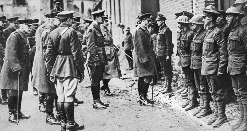 King George V with the 7th Battalion Sherwood Foresters, First World War, March 1918. Artist: Unknown