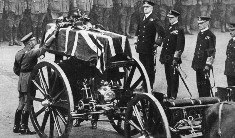 King George V places a wreath on the coffin of an unknown soldier, Whitehall, London, c1930s. Artist: Unknown