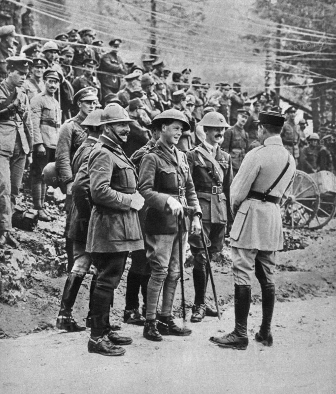 The Prince of Wales at the Italian front, 1917. Artist: Unknown