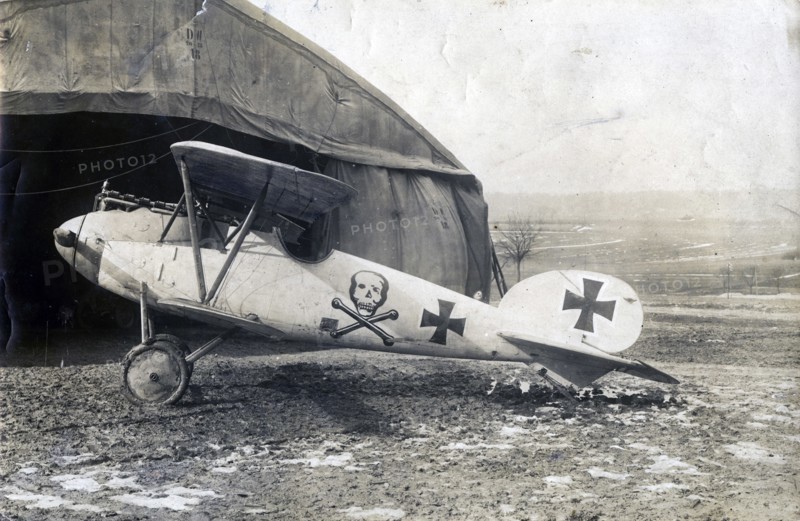 German Albatros DV, Souilly, France, 2 January 1918. Artist: Unknown