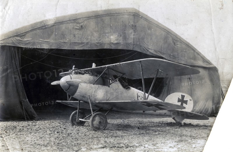German Albatros DV, Souilly, France, 2 January 1918. Artist: Unknown
