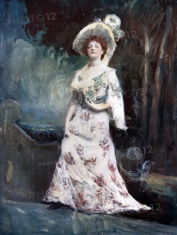 Maesmore Morris in Change, the Idol, c1902. Artist: Unknown