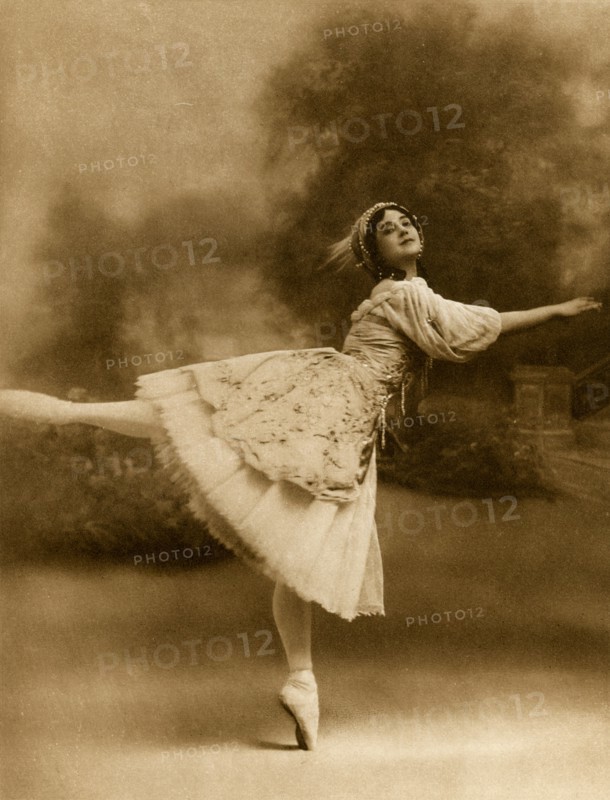 Madame Karsavina, c1913.Artist: Dover Street Studios