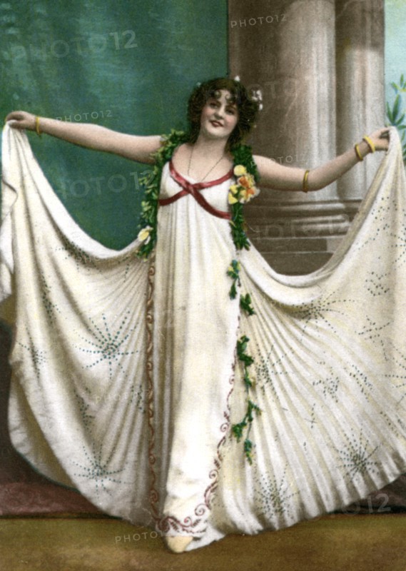 Marie Studholme (1875-1930), English actress, early 20th century.Artist: J Beagles & Co