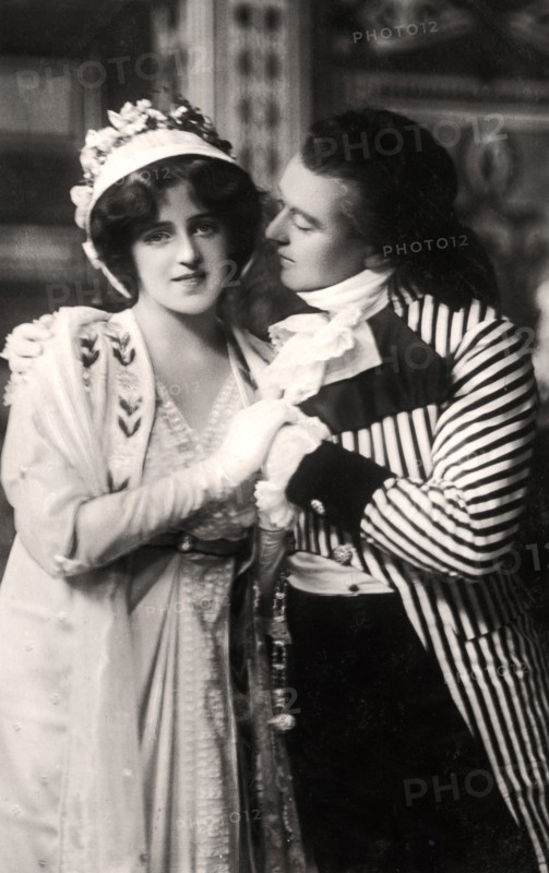 Robert Evett (1874-1949) and Denise Orme (1885-1960) in The Merveilleuses, early 20th century.Artist: Rotary Photo